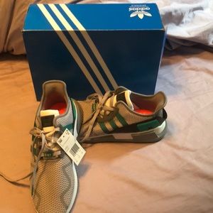 Adidas Men’s Sneaker 9 1/2 Grey, Black, Green